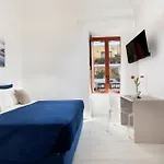 Yourhome - Jolly Aranci 4*