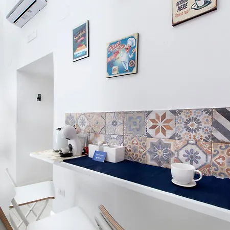 Yourhome - Jolly Aranci 4*