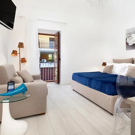 בית הארחה Yourhome - Jolly Aranci סורנטו