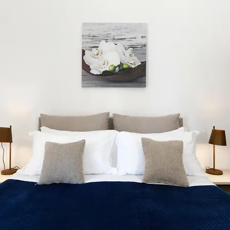 Pensjonat Yourhome - Jolly Aranci 4*